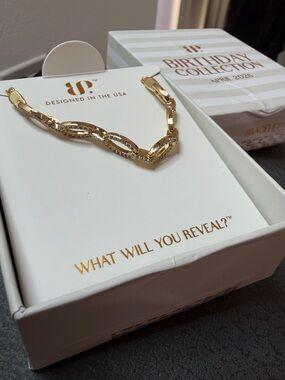 Bomb Party April 2026 Bracelets - The Evelina in Gold